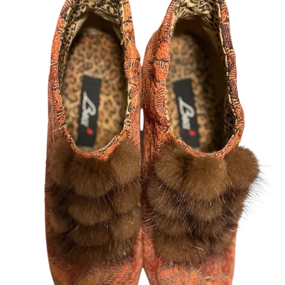 Baci Woman’s “Daisy” Orange Burgundy Mink Ankle Boots - Picture 2 of 9